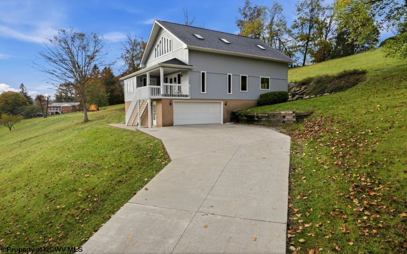 32 St James Drive, Clarksburg, West Virginia 26301, 3 Bedrooms Bedrooms, 6 Rooms Rooms,2 BathroomsBathrooms,Single Family Detached,For Sale,St James,10162184 32 St James Drive, Clarksburg, West Virginia 26301, 3 Bedrooms Bedrooms, 6 Rooms Rooms,2 BathroomsBathrooms,Single Family Detached,For Sale,St James,10162184