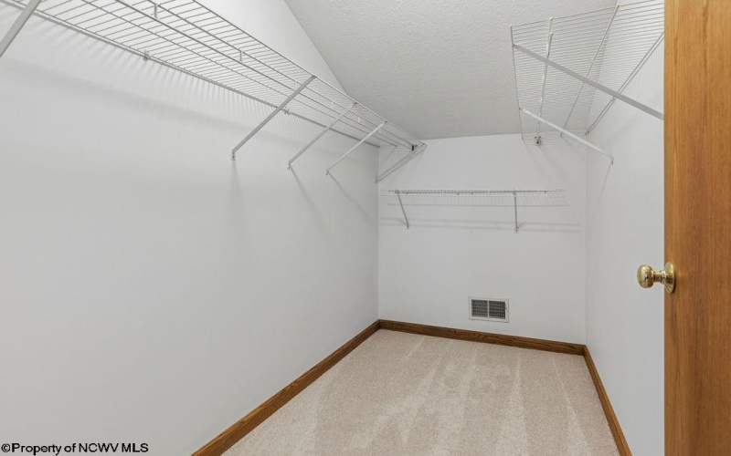 32 St James Drive, Clarksburg, West Virginia 26301, 3 Bedrooms Bedrooms, 6 Rooms Rooms,2 BathroomsBathrooms,Single Family Detached,For Sale,St James,10162184 32 St James Drive, Clarksburg, West Virginia 26301, 3 Bedrooms Bedrooms, 6 Rooms Rooms,2 BathroomsBathrooms,Single Family Detached,For Sale,St James,10162184