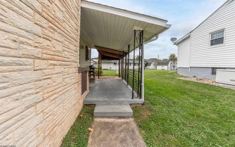 305 Manley Street, Barrackville, West Virginia 26559, 3 Bedrooms Bedrooms, 6 Rooms Rooms,2 BathroomsBathrooms,Single Family Detached,For Sale,Manley,10162186