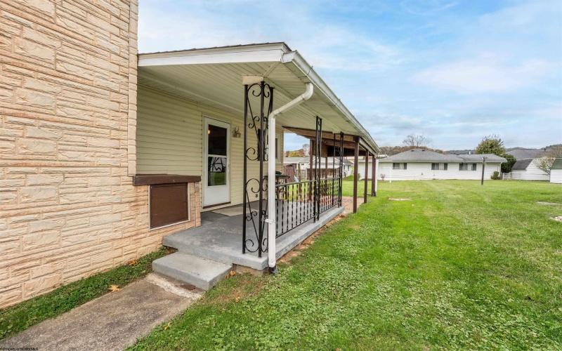 305 Manley Street, Barrackville, West Virginia 26559, 3 Bedrooms Bedrooms, 6 Rooms Rooms,2 BathroomsBathrooms,Single Family Detached,For Sale,Manley,10162186