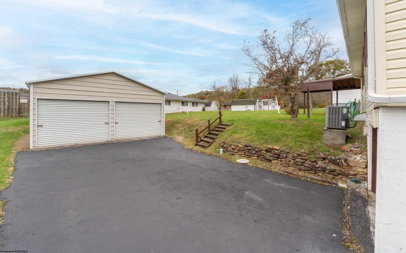 305 Manley Street, Barrackville, West Virginia 26559, 3 Bedrooms Bedrooms, 6 Rooms Rooms,2 BathroomsBathrooms,Single Family Detached,For Sale,Manley,10162186