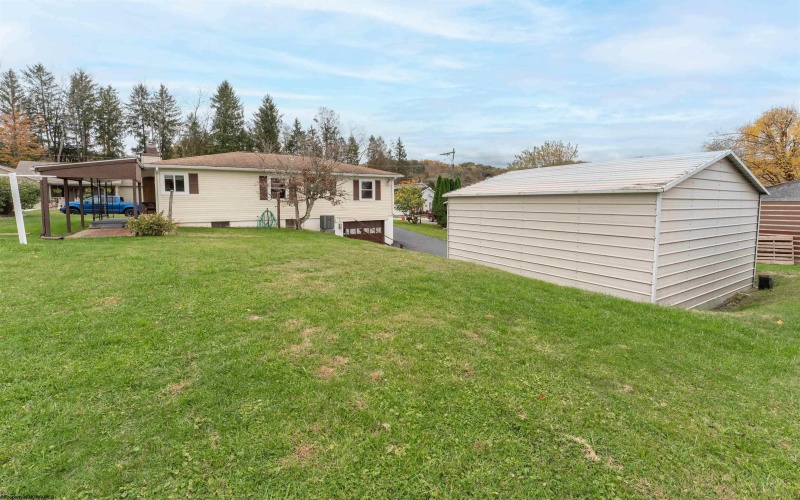 305 Manley Street, Barrackville, West Virginia 26559, 3 Bedrooms Bedrooms, 6 Rooms Rooms,2 BathroomsBathrooms,Single Family Detached,For Sale,Manley,10162186