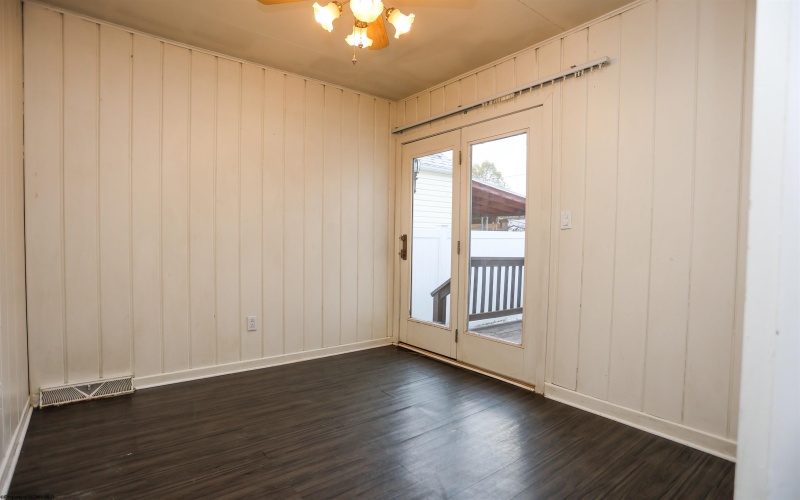 606 West Virginia Avenue, Nutter Fort, West Virginia 26301, 3 Bedrooms Bedrooms, 6 Rooms Rooms,2 BathroomsBathrooms,Single Family Detached,For Sale,West Virginia,10162188 606 West Virginia Avenue, Nutter Fort, West Virginia 26301, 3 Bedrooms Bedrooms, 6 Rooms Rooms,2 BathroomsBathrooms,Single Family Detached,For Sale,West Virginia,10162188