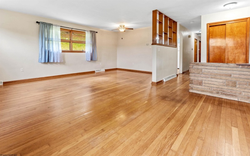 1352 Hillside Drive, Fairmont, West Virginia 26554, 3 Bedrooms Bedrooms, 7 Rooms Rooms,1 BathroomBathrooms,Single Family Detached,For Sale,Hillside,10162192 1352 Hillside Drive, Fairmont, West Virginia 26554, 3 Bedrooms Bedrooms, 7 Rooms Rooms,1 BathroomBathrooms,Single Family Detached,For Sale,Hillside,10162192