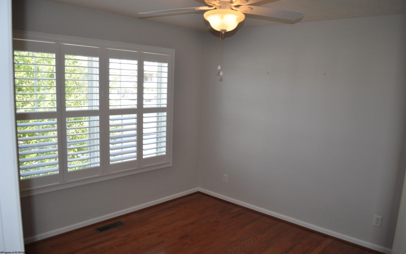 98 Berkshire Circle, Bridgeport, West Virginia 26330, 3 Bedrooms Bedrooms, 7 Rooms Rooms,3 BathroomsBathrooms,Single Family Attached,For Sale,Berkshire,10161265