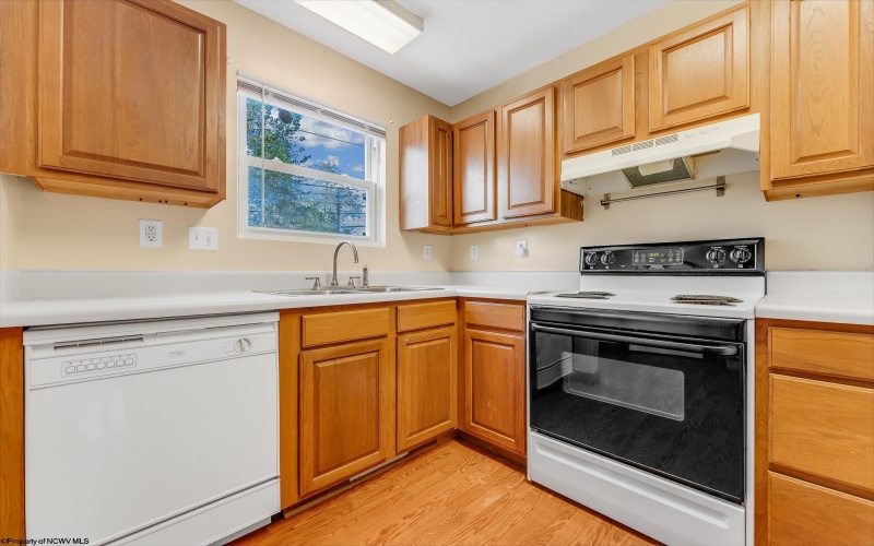 3 Bakers Pointe, Morgantown, West Virginia 26505, 2 Bedrooms Bedrooms, 4 Rooms Rooms,1 BathroomBathrooms,Single Family Attached,For Sale,Bakers,10162199 3 Bakers Pointe, Morgantown, West Virginia 26505, 2 Bedrooms Bedrooms, 4 Rooms Rooms,1 BathroomBathrooms,Single Family Attached,For Sale,Bakers,10162199