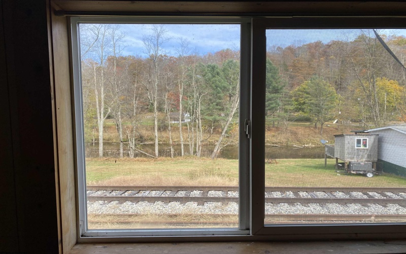 8248 Alton Road, Adrian, West Virginia 26210, 4 Bedrooms Bedrooms, 7 Rooms Rooms,2 BathroomsBathrooms,Single Family Detached,For Sale,Alton,10162197