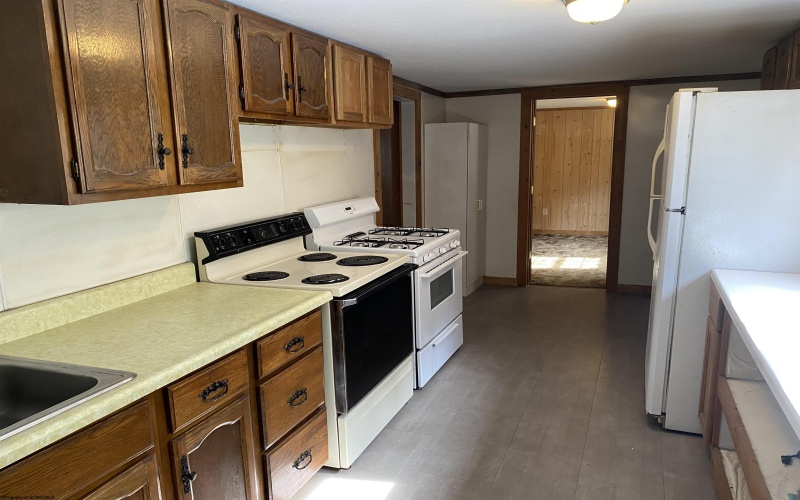 8248 Alton Road, Adrian, West Virginia 26210, 4 Bedrooms Bedrooms, 7 Rooms Rooms,2 BathroomsBathrooms,Single Family Detached,For Sale,Alton,10162197