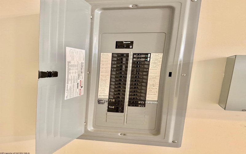 411 Pineview Drive, Thomas, West Virginia 26292-8018, 2 Bedrooms Bedrooms, 7 Rooms Rooms,2 BathroomsBathrooms,Single Family Attached,For Sale,Pineview,10162210 411 Pineview Drive, Thomas, West Virginia 26292-8018, 2 Bedrooms Bedrooms, 7 Rooms Rooms,2 BathroomsBathrooms,Single Family Attached,For Sale,Pineview,10162210