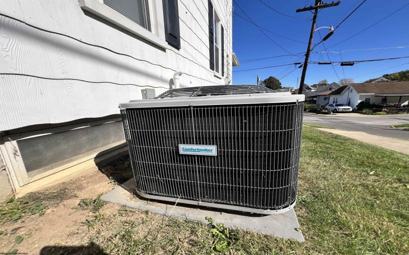 201 Euclid Avenue, Clarksburg, West Virginia 26301-4003, 3 Bedrooms Bedrooms, 7 Rooms Rooms,2 BathroomsBathrooms,Single Family Detached,For Sale,Euclid,10162214 201 Euclid Avenue, Clarksburg, West Virginia 26301-4003, 3 Bedrooms Bedrooms, 7 Rooms Rooms,2 BathroomsBathrooms,Single Family Detached,For Sale,Euclid,10162214