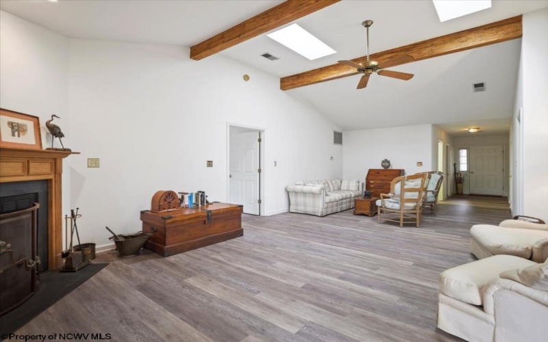 169 Arrowhead Ridge, Hedgesville, West Virginia 25427, 3 Bedrooms Bedrooms, 5 Rooms Rooms,2 BathroomsBathrooms,Single Family Detached,For Sale,Arrowhead,10162209 169 Arrowhead Ridge, Hedgesville, West Virginia 25427, 3 Bedrooms Bedrooms, 5 Rooms Rooms,2 BathroomsBathrooms,Single Family Detached,For Sale,Arrowhead,10162209