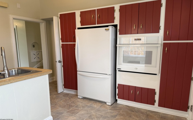 1201 Peacock Lane, Fairmont, West Virginia 26554, 4 Bedrooms Bedrooms, 8 Rooms Rooms,2 BathroomsBathrooms,Single Family Detached,For Sale,Peacock,10162220 1201 Peacock Lane, Fairmont, West Virginia 26554, 4 Bedrooms Bedrooms, 8 Rooms Rooms,2 BathroomsBathrooms,Single Family Detached,For Sale,Peacock,10162220