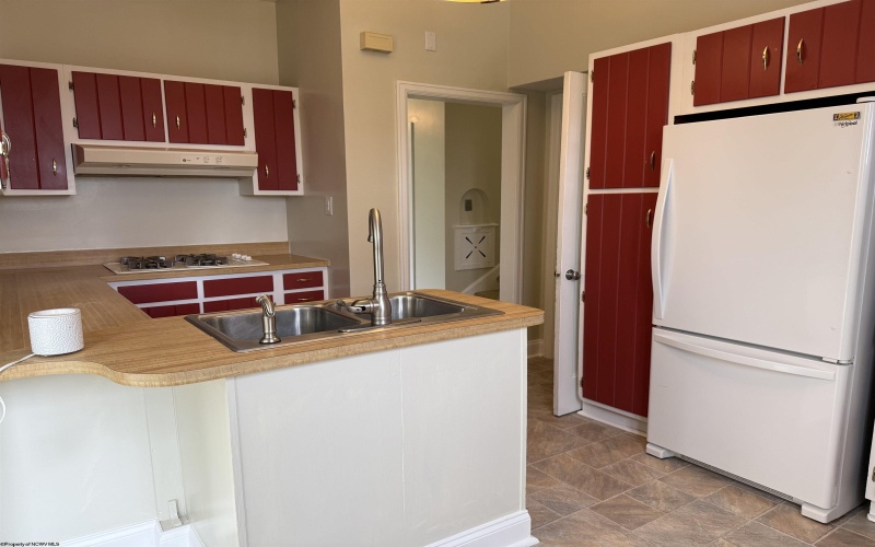 1201 Peacock Lane, Fairmont, West Virginia 26554, 4 Bedrooms Bedrooms, 8 Rooms Rooms,2 BathroomsBathrooms,Single Family Detached,For Sale,Peacock,10162220 1201 Peacock Lane, Fairmont, West Virginia 26554, 4 Bedrooms Bedrooms, 8 Rooms Rooms,2 BathroomsBathrooms,Single Family Detached,For Sale,Peacock,10162220