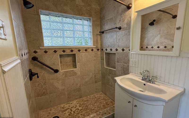 1201 Peacock Lane, Fairmont, West Virginia 26554, 4 Bedrooms Bedrooms, 8 Rooms Rooms,2 BathroomsBathrooms,Single Family Detached,For Sale,Peacock,10162220 1201 Peacock Lane, Fairmont, West Virginia 26554, 4 Bedrooms Bedrooms, 8 Rooms Rooms,2 BathroomsBathrooms,Single Family Detached,For Sale,Peacock,10162220