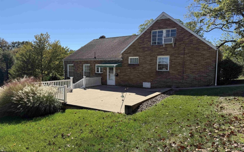 1201 Peacock Lane, Fairmont, West Virginia 26554, 4 Bedrooms Bedrooms, 8 Rooms Rooms,2 BathroomsBathrooms,Single Family Detached,For Sale,Peacock,10162220 1201 Peacock Lane, Fairmont, West Virginia 26554, 4 Bedrooms Bedrooms, 8 Rooms Rooms,2 BathroomsBathrooms,Single Family Detached,For Sale,Peacock,10162220