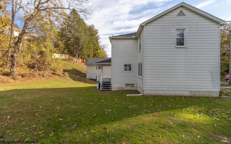 227 Homewood Avenue, Fairmont, West Virginia 26554, 3 Bedrooms Bedrooms, 7 Rooms Rooms,1 BathroomBathrooms,Single Family Detached,For Sale,Homewood,10162218 227 Homewood Avenue, Fairmont, West Virginia 26554, 3 Bedrooms Bedrooms, 7 Rooms Rooms,1 BathroomBathrooms,Single Family Detached,For Sale,Homewood,10162218