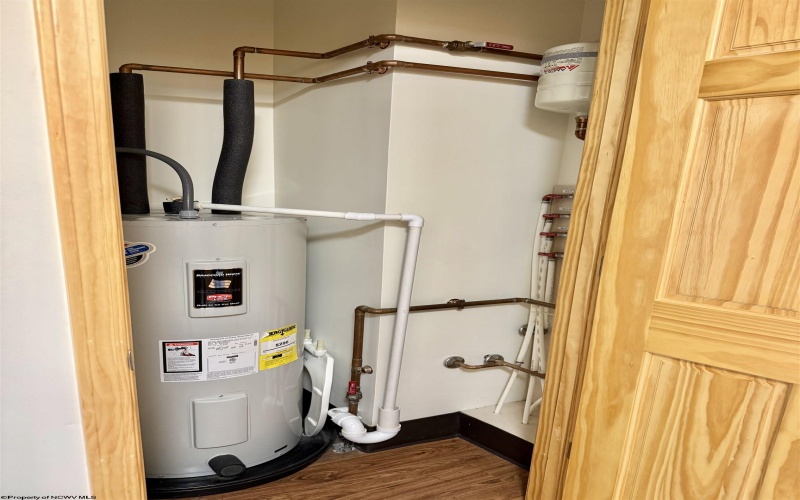 601 Woodside Drive, Thomas, West Virginia 26292, 2 Bedrooms Bedrooms, 5 Rooms Rooms,1 BathroomBathrooms,Single Family Attached,For Sale,Woodside,10162228 601 Woodside Drive, Thomas, West Virginia 26292, 2 Bedrooms Bedrooms, 5 Rooms Rooms,1 BathroomBathrooms,Single Family Attached,For Sale,Woodside,10162228