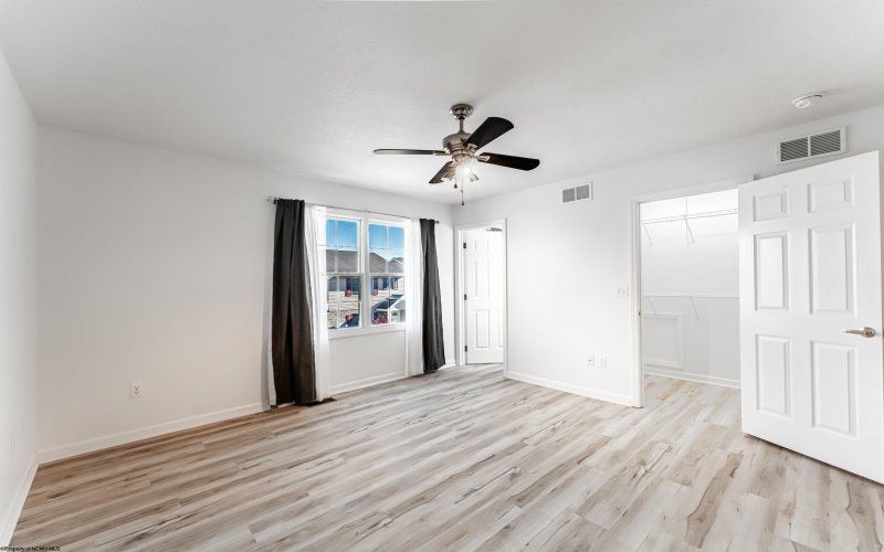 226 Donna Avenue, Morgantown, West Virginia 26505, 3 Bedrooms Bedrooms, 6 Rooms Rooms,2 BathroomsBathrooms,Single Family Attached,For Sale,Donna,10162230 226 Donna Avenue, Morgantown, West Virginia 26505, 3 Bedrooms Bedrooms, 6 Rooms Rooms,2 BathroomsBathrooms,Single Family Attached,For Sale,Donna,10162230