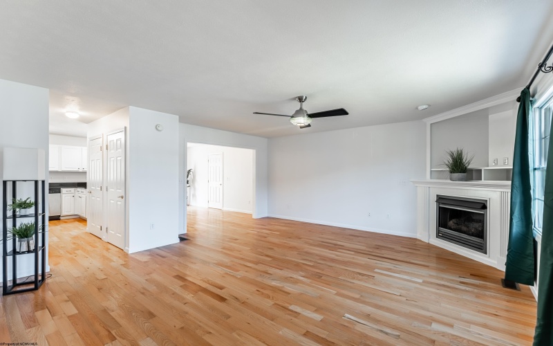 226 Donna Avenue, Morgantown, West Virginia 26505, 3 Bedrooms Bedrooms, 6 Rooms Rooms,2 BathroomsBathrooms,Single Family Attached,For Sale,Donna,10162230 226 Donna Avenue, Morgantown, West Virginia 26505, 3 Bedrooms Bedrooms, 6 Rooms Rooms,2 BathroomsBathrooms,Single Family Attached,For Sale,Donna,10162230