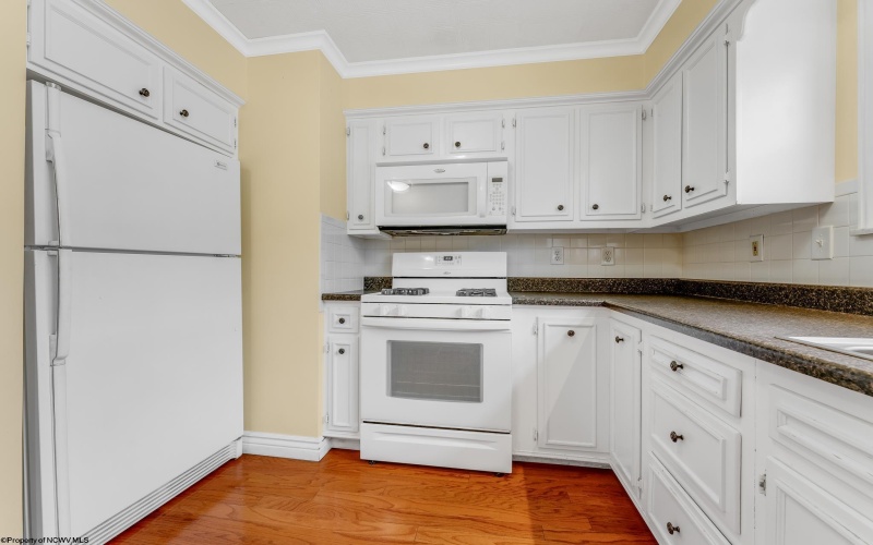 420 Herman Avenue, Morgantown, West Virginia 26505, 2 Bedrooms Bedrooms, 6 Rooms Rooms,1 BathroomBathrooms,Single Family Detached,For Sale,Herman,10162234 420 Herman Avenue, Morgantown, West Virginia 26505, 2 Bedrooms Bedrooms, 6 Rooms Rooms,1 BathroomBathrooms,Single Family Detached,For Sale,Herman,10162234