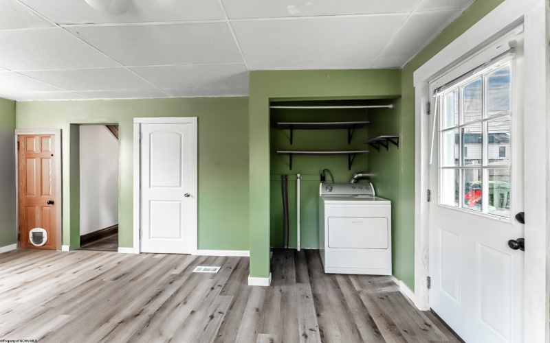 1341 Richwood Avenue, Morgantown, West Virginia 26505, 2 Bedrooms Bedrooms, 6 Rooms Rooms,1 BathroomBathrooms,Single Family Detached,For Sale,Richwood,10162233