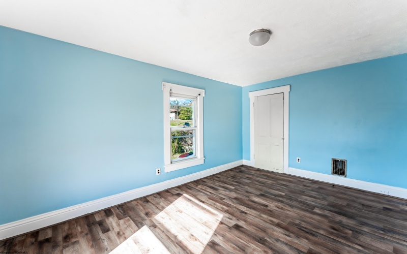 1341 Richwood Avenue, Morgantown, West Virginia 26505, 2 Bedrooms Bedrooms, 6 Rooms Rooms,1 BathroomBathrooms,Single Family Detached,For Sale,Richwood,10162233