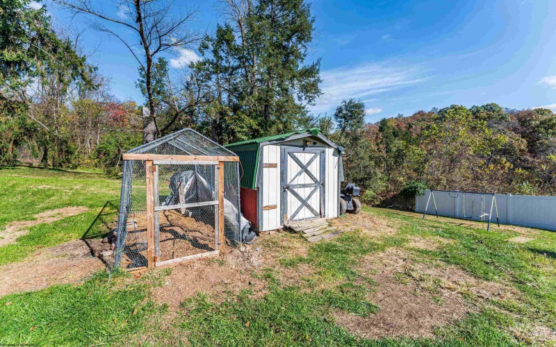 1341 Richwood Avenue, Morgantown, West Virginia 26505, 2 Bedrooms Bedrooms, 6 Rooms Rooms,1 BathroomBathrooms,Single Family Detached,For Sale,Richwood,10162233