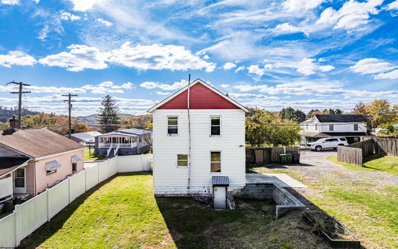 1341 Richwood Avenue, Morgantown, West Virginia 26505, 2 Bedrooms Bedrooms, 6 Rooms Rooms,1 BathroomBathrooms,Single Family Detached,For Sale,Richwood,10162233