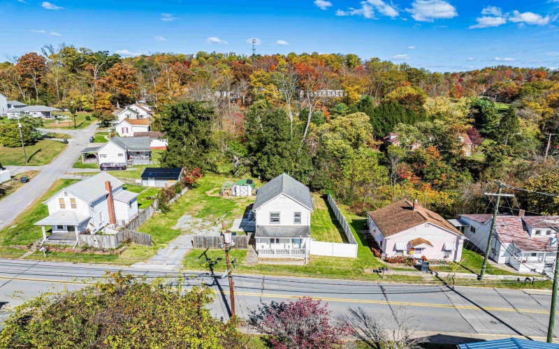 1341 Richwood Avenue, Morgantown, West Virginia 26505, 2 Bedrooms Bedrooms, 6 Rooms Rooms,1 BathroomBathrooms,Single Family Detached,For Sale,Richwood,10162233