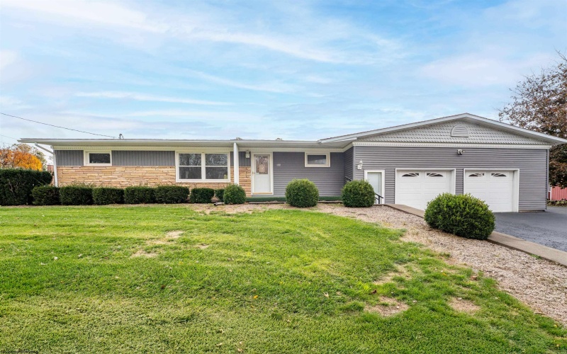 103 Larue Avenue, Kingwood, West Virginia 26537, 3 Bedrooms Bedrooms, 7 Rooms Rooms,2 BathroomsBathrooms,Single Family Detached,For Sale,Larue,10162223