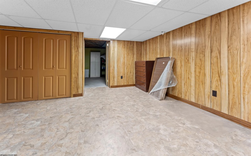 103 Larue Avenue, Kingwood, West Virginia 26537, 3 Bedrooms Bedrooms, 7 Rooms Rooms,2 BathroomsBathrooms,Single Family Detached,For Sale,Larue,10162223