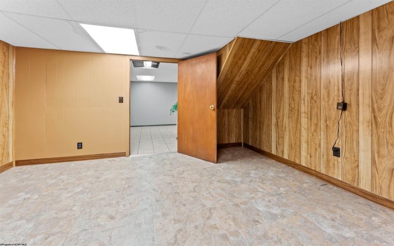 103 Larue Avenue, Kingwood, West Virginia 26537, 3 Bedrooms Bedrooms, 7 Rooms Rooms,2 BathroomsBathrooms,Single Family Detached,For Sale,Larue,10162223