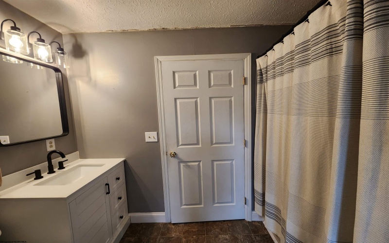 46 Forest Hills Drive, West Milford, West Virginia 26451, 3 Bedrooms Bedrooms, 5 Rooms Rooms,1 BathroomBathrooms,Single Family Detached,For Sale,Forest Hills,10162226