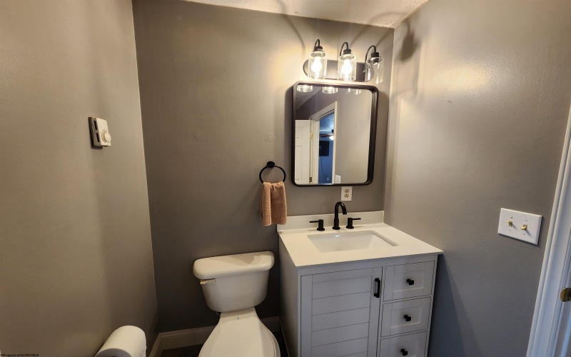 46 Forest Hills Drive, West Milford, West Virginia 26451, 3 Bedrooms Bedrooms, 5 Rooms Rooms,1 BathroomBathrooms,Single Family Detached,For Sale,Forest Hills,10162226