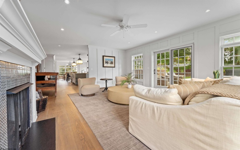 5 Maple Avenue, Morgantown, West Virginia 26501, 4 Bedrooms Bedrooms, 14 Rooms Rooms,4 BathroomsBathrooms,Single Family Detached,For Sale,Maple,10162227