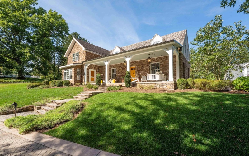 5 Maple Avenue, Morgantown, West Virginia 26501, 4 Bedrooms Bedrooms, 14 Rooms Rooms,4 BathroomsBathrooms,Single Family Detached,For Sale,Maple,10162227