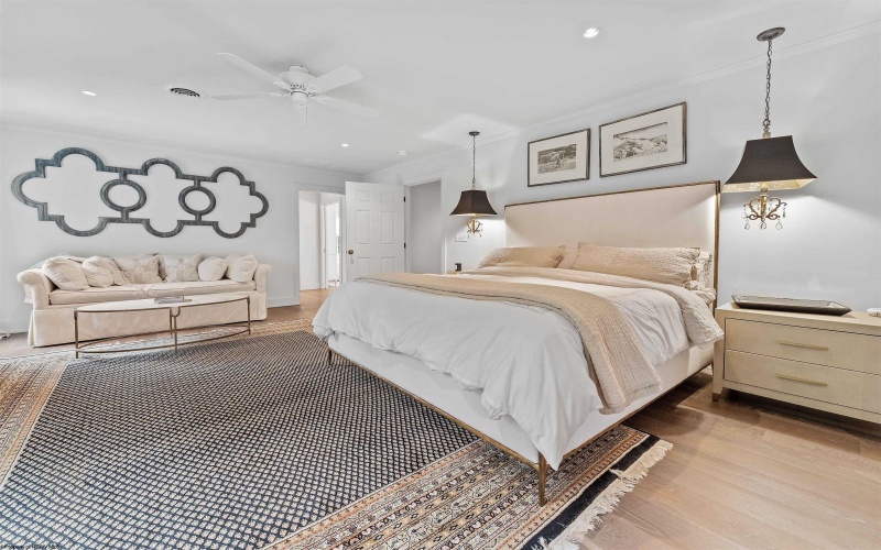 5 Maple Avenue, Morgantown, West Virginia 26501, 4 Bedrooms Bedrooms, 14 Rooms Rooms,4 BathroomsBathrooms,Single Family Detached,For Sale,Maple,10162227