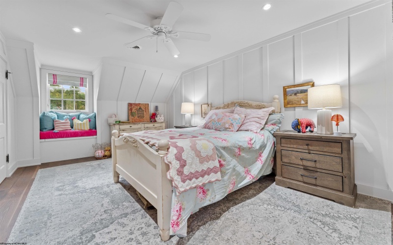 5 Maple Avenue, Morgantown, West Virginia 26501, 4 Bedrooms Bedrooms, 14 Rooms Rooms,4 BathroomsBathrooms,Single Family Detached,For Sale,Maple,10162227