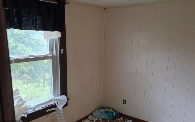 27 Wilson Street, Junior, West Virginia 26275, 3 Bedrooms Bedrooms, 6 Rooms Rooms,1 BathroomBathrooms,Single Family Detached,For Sale,Wilson,10162240