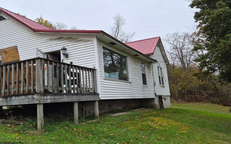 27 Wilson Street, Junior, West Virginia 26275, 3 Bedrooms Bedrooms, 6 Rooms Rooms,1 BathroomBathrooms,Single Family Detached,For Sale,Wilson,10162240
