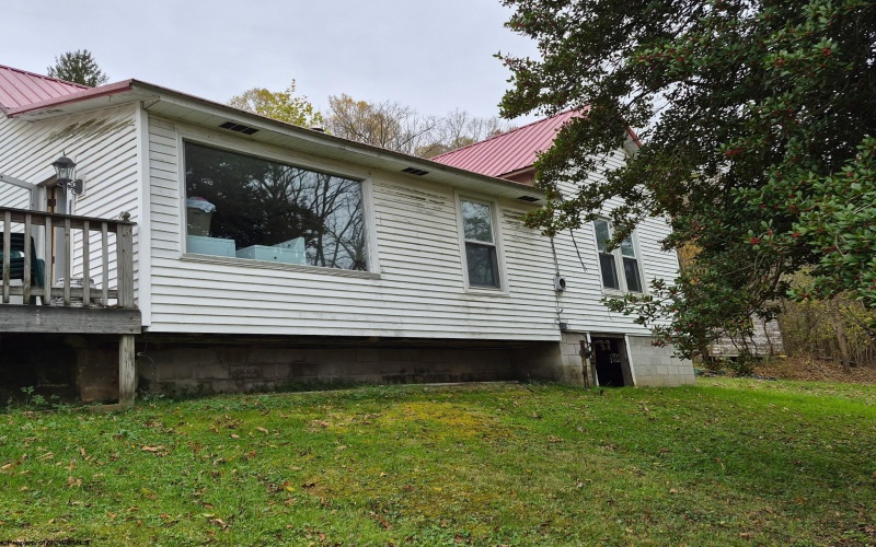 27 Wilson Street, Junior, West Virginia 26275, 3 Bedrooms Bedrooms, 6 Rooms Rooms,1 BathroomBathrooms,Single Family Detached,For Sale,Wilson,10162240