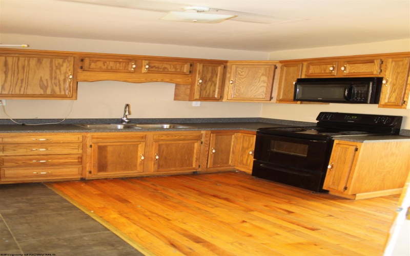 3332 Webster Road, Webster Springs, West Virginia 26288, 2 Bedrooms Bedrooms, 5 Rooms Rooms,1 BathroomBathrooms,Single Family Detached,For Sale,Webster,10162238 3332 Webster Road, Webster Springs, West Virginia 26288, 2 Bedrooms Bedrooms, 5 Rooms Rooms,1 BathroomBathrooms,Single Family Detached,For Sale,Webster,10162238