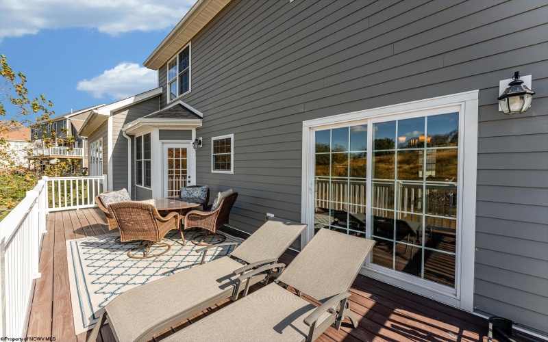 323 Salonika Drive, Morgantown, West Virginia 26508-0000, 5 Bedrooms Bedrooms, 8 Rooms Rooms,3 BathroomsBathrooms,Single Family Detached,For Sale,Salonika,10162248