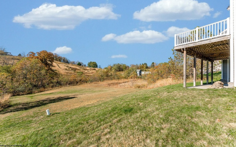 323 Salonika Drive, Morgantown, West Virginia 26508-0000, 5 Bedrooms Bedrooms, 8 Rooms Rooms,3 BathroomsBathrooms,Single Family Detached,For Sale,Salonika,10162248