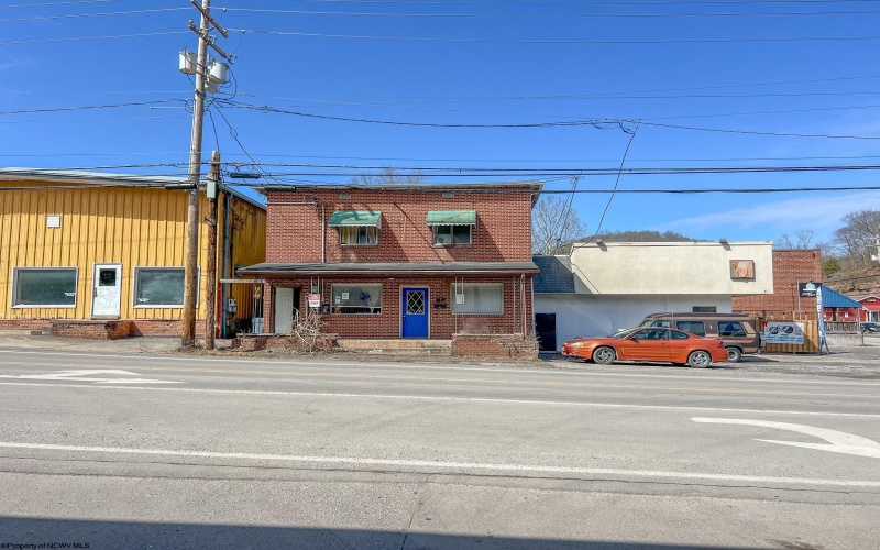 7 Lewis Street, Glenville, West Virginia 26351, ,Multi-unit/income,For Sale,Lewis,10158594