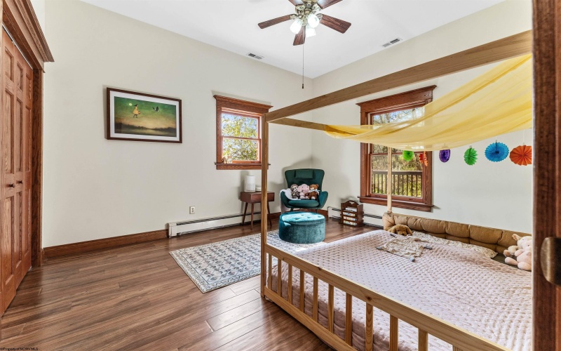 300 Jerome Street, Morgantown, West Virginia 26505, 3 Bedrooms Bedrooms, 9 Rooms Rooms,3 BathroomsBathrooms,Single Family Detached,For Sale,Jerome,10162247