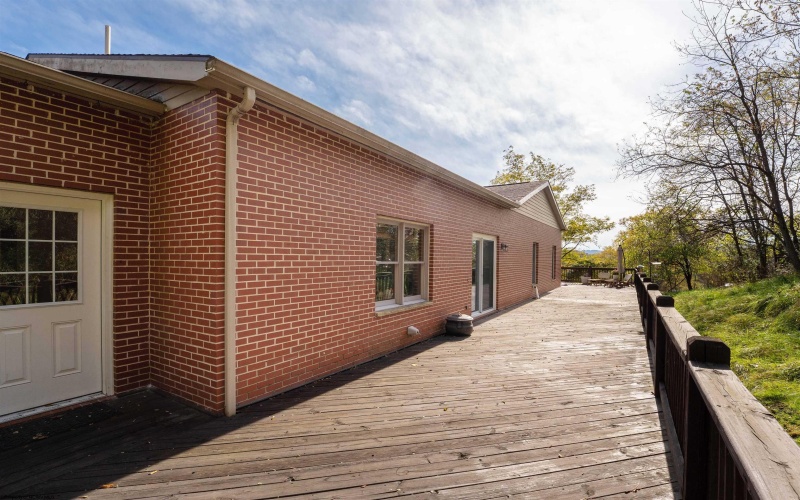 300 Jerome Street, Morgantown, West Virginia 26505, 3 Bedrooms Bedrooms, 9 Rooms Rooms,3 BathroomsBathrooms,Single Family Detached,For Sale,Jerome,10162247