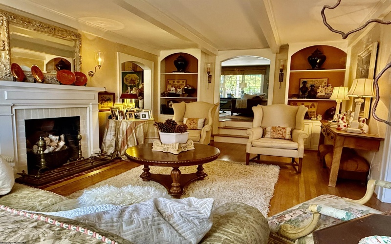 910 8th Street, Fairmont, West Virginia 26554, 3 Bedrooms Bedrooms, 8 Rooms Rooms,2 BathroomsBathrooms,Single Family Detached,For Sale,8th,10162243