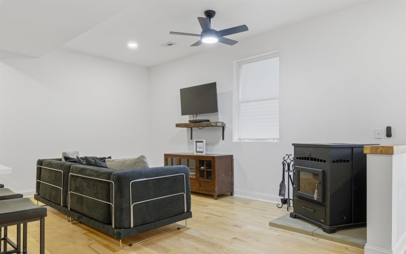 2356 Cove Lick Road, Weston, West Virginia 25452, 3 Bedrooms Bedrooms, 7 Rooms Rooms,3 BathroomsBathrooms,Single Family Detached,For Sale,Cove Lick,10162242