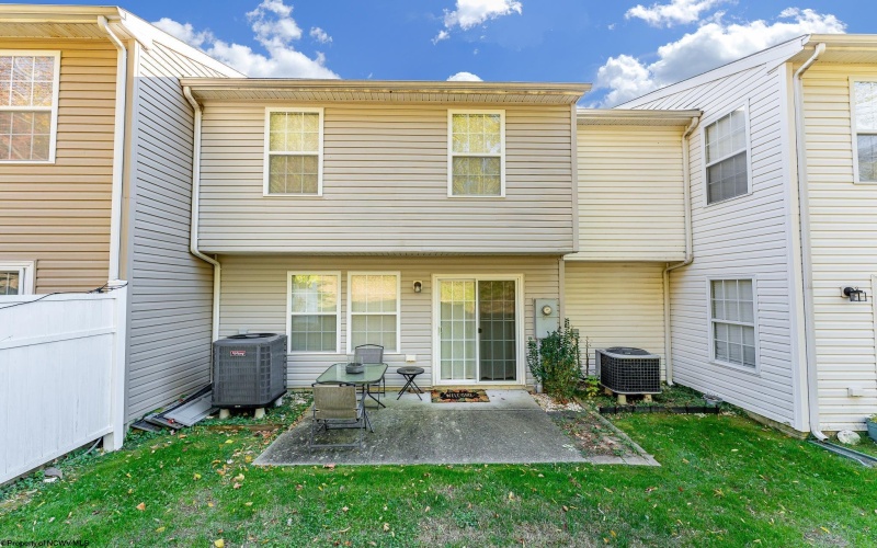 111 Park Place Drive, Morgantown, West Virginia 26508, 2 Bedrooms Bedrooms, 5 Rooms Rooms,1 BathroomBathrooms,Single Family Attached,For Sale,Park Place,10162251 111 Park Place Drive, Morgantown, West Virginia 26508, 2 Bedrooms Bedrooms, 5 Rooms Rooms,1 BathroomBathrooms,Single Family Attached,For Sale,Park Place,10162251